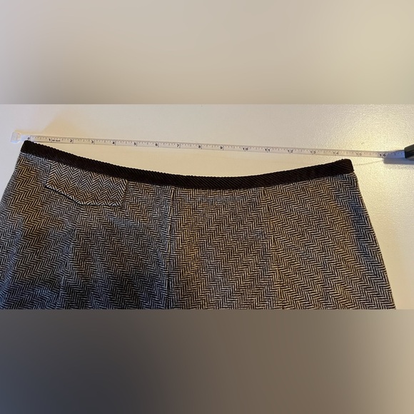 Women’s Max Mara WEEKEND LINE Wool Herringbone
Flare Long Skirt Brown size 10 - Picture 7 of 10